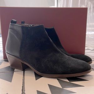 Madewell black leather and suede bootie size 9